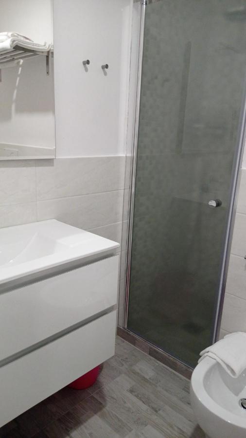 גרוסטו Gemini Camere E Suites מראה חיצוני תמונה