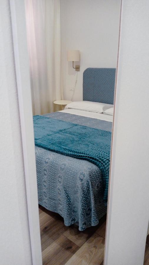 גרוסטו Gemini Camere E Suites מראה חיצוני תמונה