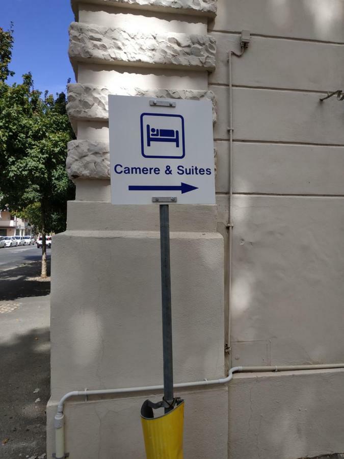 גרוסטו Gemini Camere E Suites מראה חיצוני תמונה