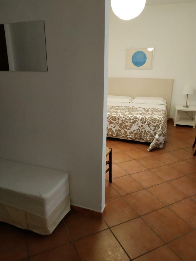 גרוסטו Gemini Camere E Suites מראה חיצוני תמונה